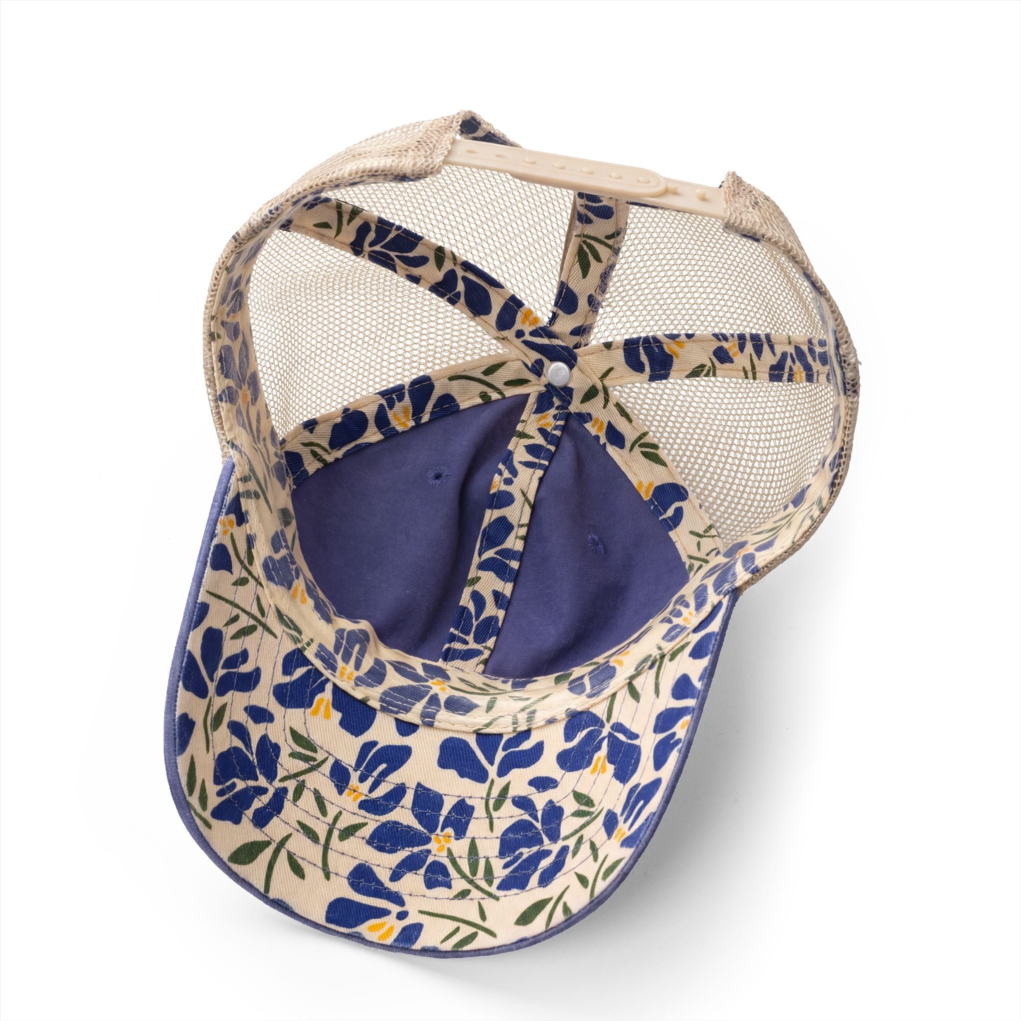 Pinnacle Trail Women's Washed Mesh-Back Cap