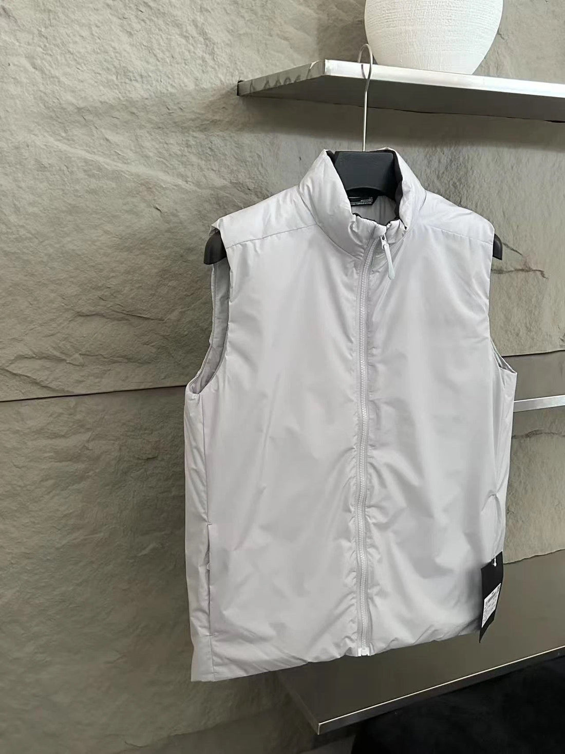 Unisex Lightweight Insulated Puffer Vest, Stand Collar Sleeveless Warm Gilet, Casual Simple Quilted Vest For Men Women Outdoor Commute Layering