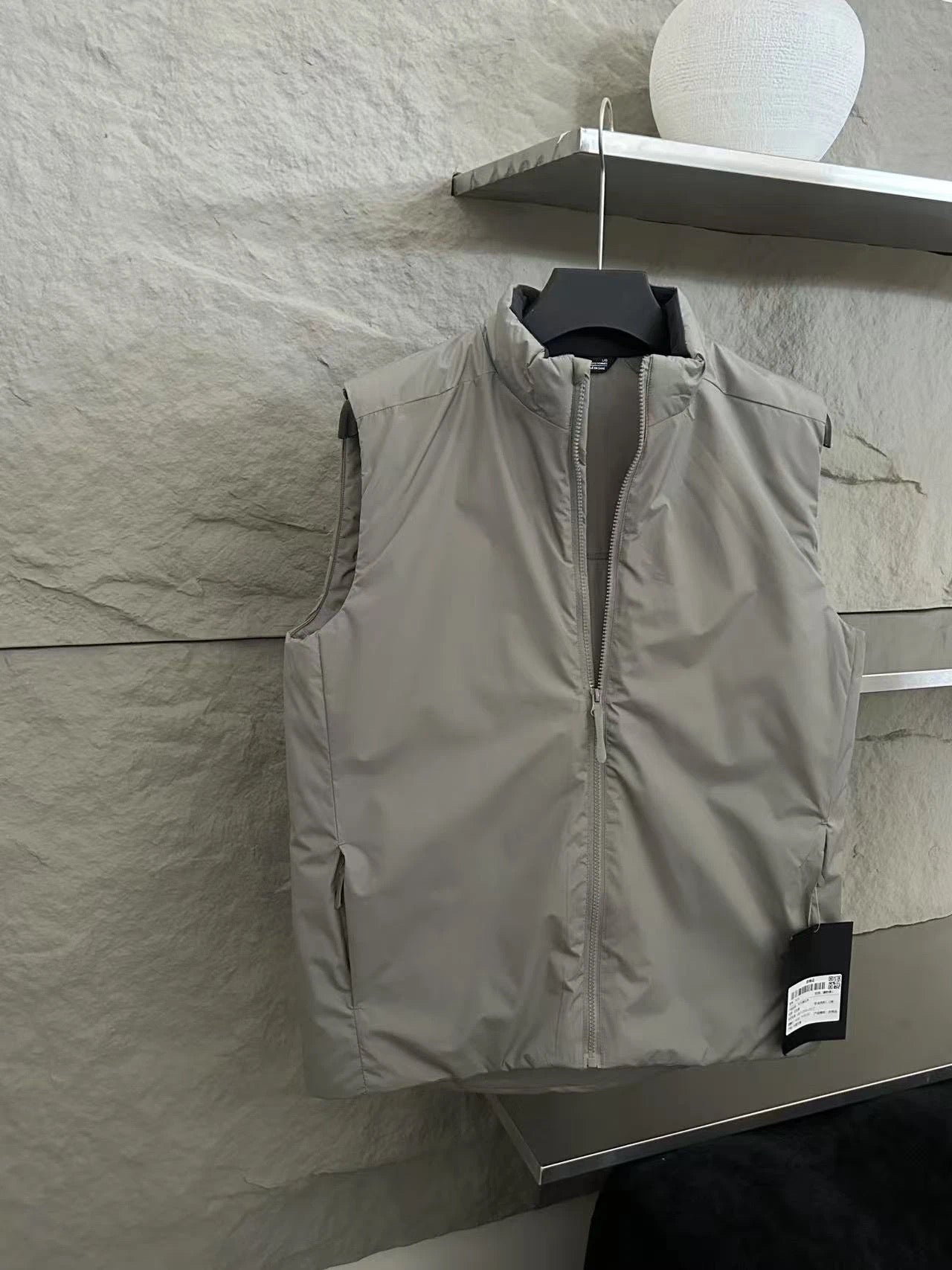 Unisex Lightweight Insulated Puffer Vest, Stand Collar Sleeveless Warm Gilet, Casual Simple Quilted Vest For Men Women Outdoor Commute Layering
